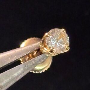 Vintage Single 14k YG Diamond Stud Screwback Earring